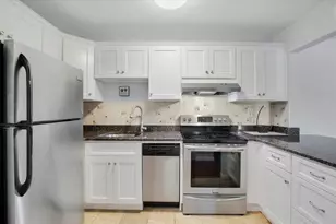 800 Bearses Way, Barnstable, MA 02601 - Photo 13