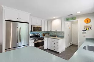 90 Beacon St, Yarmouth, MA 02664 - Photo 21