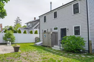 16 Dartmouth St, Barnstable, MA 02601 - Photo 17