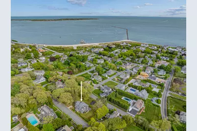 35 Grayton Avenue, Barnstable, MA 02647 - Photo 5