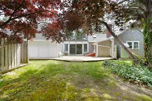 3 Troy St, Oak Bluffs, MA 02557 - Photo 9
