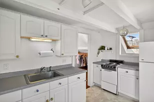127 Bradford St, Provincetown, MA 02657 - Photo 15