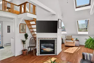 127 Bradford St, Provincetown, MA 02657 - Photo 11