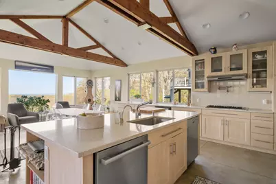 19 Locust Lane, Chilmark, MA 02535 - Photo 17