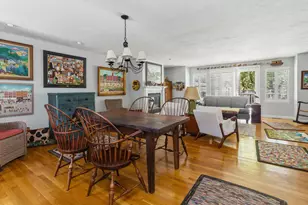 174 Queen St, Falmouth, MA 02540 - Photo 3