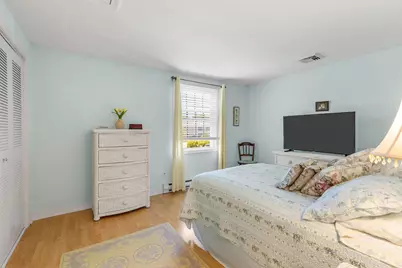135 W Main Street #APT 32, Barnstable, MA 02601 - Photo 11