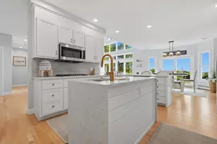 38 Equestrian Ln, Falmouth, MA 02536 - Photo 29