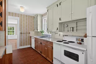 64 Church St, Falmouth, MA 02543 - Photo 17