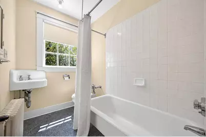 64 Church Street, Falmouth, MA 02543 - Photo 21