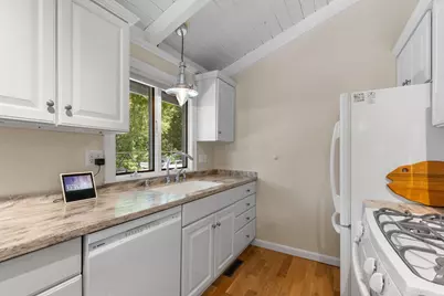 133 Edgewater Drive, Falmouth, MA 02536 - Photo 27
