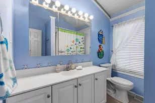 133 Edgewater Dr, Falmouth, MA 02536 - Photo 39
