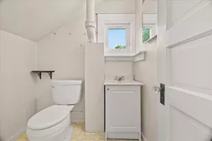 43 Prospect St, Falmouth, MA 02540 - Photo 29