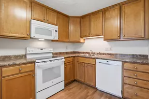 12 Candlewood Ln, Dennis, MA 02639 - Photo 11