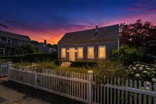 44 Pleasant St, Provincetown, MA 02657 - Photo 35