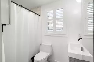 44 Pleasant St, Provincetown, MA 02657 - Photo 23