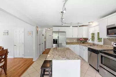 70 Quinaquisset Avenue, Mashpee, MA 02649 - Photo 15
