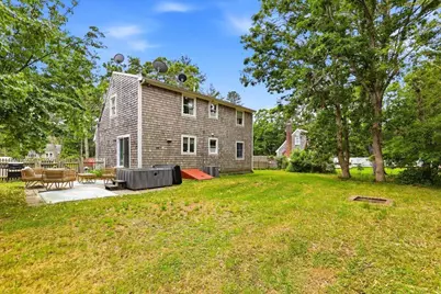 70 Quinaquisset Avenue, Mashpee, MA 02649 - Photo 33