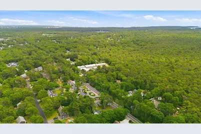 70 Quinaquisset Avenue, Mashpee, MA 02649 - Photo 45