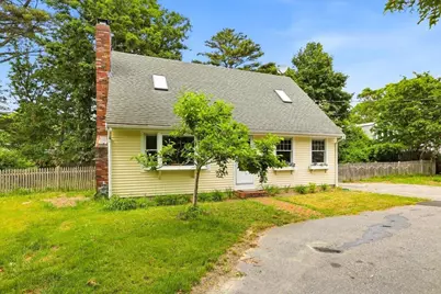 70 Quinaquisset Avenue, Mashpee, MA 02649 - Photo 3