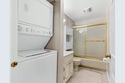 9 Pleasant Park Avenue #APT 2I, Barnstable, MA 02601 - Photo 15