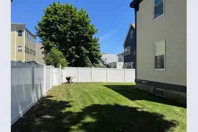 131 Laurel Street #APT C, Malden, MA 02148 - Photo 3