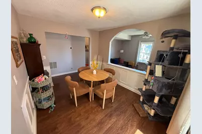 131 Laurel Street #APT C, Malden, MA 02148 - Photo 9