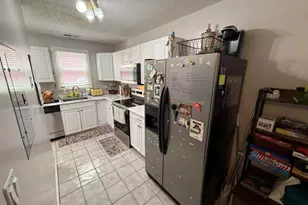 131 Laurel St, Malden, MA 02148 - Photo 13