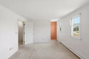 18 Woodview Dr, Falmouth, MA 02540 - Photo 15