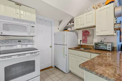 15 Cottage Street #UNIT 8, Provincetown, MA 02657 - Photo 9