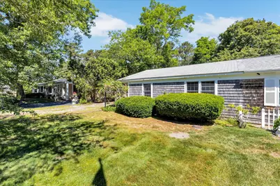 10 Margaret Joseph Road #UNIT 10, Yarmouth, MA 02675 - Photo 5