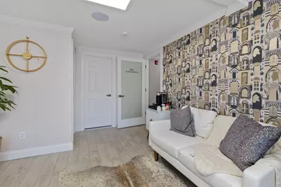 712 Main Street, Barnstable, MA 02601 - Photo 11