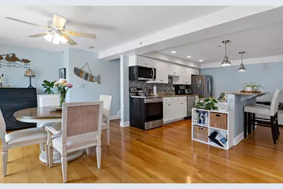 615 Main Street #UNIT 11, Barnstable, MA 02601 - Photo 9