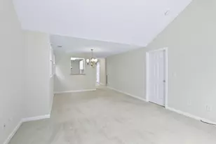 4 Wildflower Ln, Yarmouth, MA 02675 - Photo 13