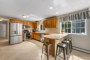 10 Royal Cir, Sandwich, MA 02563 - Photo 3