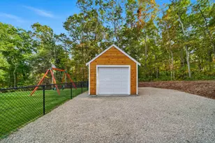 10 Royal Cir, Sandwich, MA 02563 - Photo 35