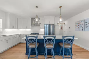 77 Cobblestone Cir, Mashpee, MA 02649 - Photo 3