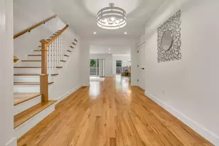 28 Grovedale Rd, Oak Bluffs, MA 02557 - Photo 9