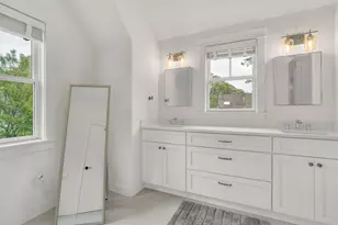 28 Grovedale Rd, Oak Bluffs, MA 02557 - Photo 27