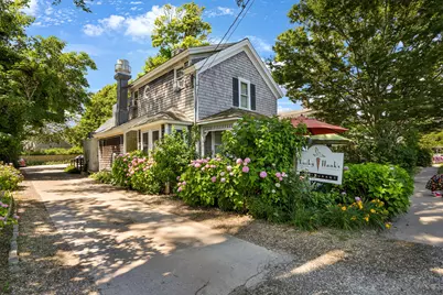 218 Upper Main Street, Edgartown, MA 02539 - Photo 13