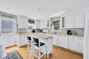213 Buckwood Dr, Barnstable, MA 02601 - Photo 11