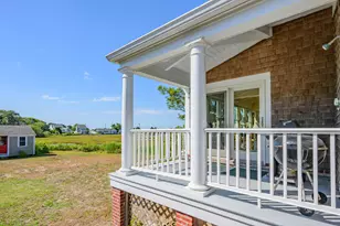 27 Mayflower Ln, Dennis, MA 02639 - Photo 9