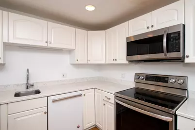 10 Village Green Circle #UNIT 10, Mashpee, MA 02649 - Photo 7