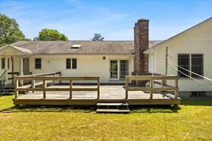 8 Sherry Ln, Bourne, MA 02553 - Photo 9
