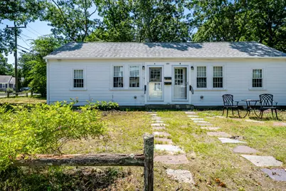 151 Seaview Avenue #A, Yarmouth, MA 02664 - Photo 1