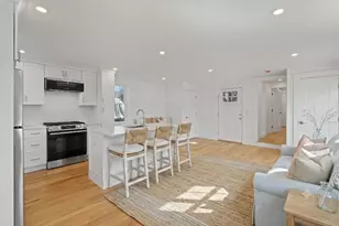 33 Vineyard Ave, Oak Bluffs, MA 02557 - Photo 5