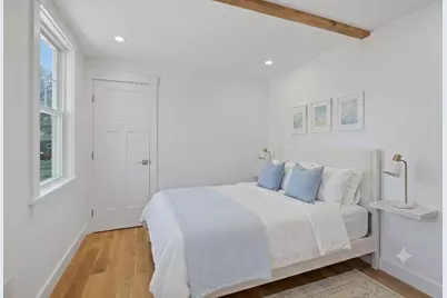 33 Vineyard Avenue, Oak Bluffs, MA 02557 - Photo 7