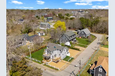 33 Vineyard Avenue, Oak Bluffs, MA 02557 - Photo 29