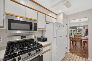 300 Buck Island Rd, Yarmouth, MA 02673 - Photo 11
