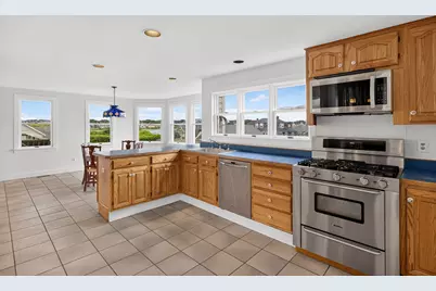 70 Menauhant Road, Falmouth, MA 02536 - Photo 17