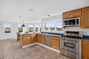 70 Menauhant Rd, Falmouth, MA 02536 - Photo 17